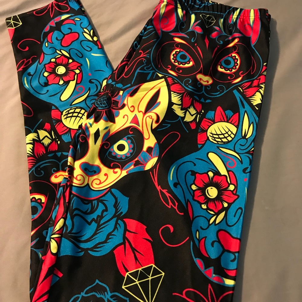NWT Skull Diamond 💎😻💀Cat Soft Leggings 鹿 - Picture 1 of 7